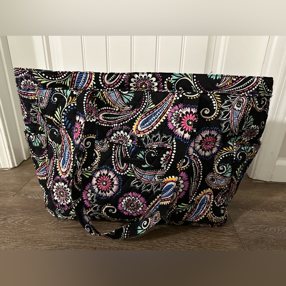 Vera Bradley Get Carried Away XL Tote. Black Paisley pattern.